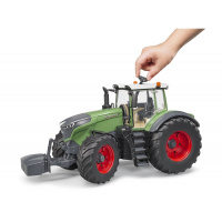 Bruder – Traktor Fendt 1050 Vario s mechanikom a náradím