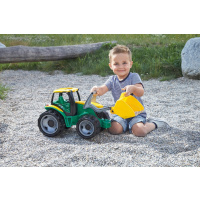 Traktor s lyžicou