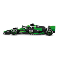 77247 Lego Speed Champions – Pretekárske auto KICK Sauber F1® Team C44