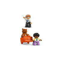 10443 Lego Duplo – Prvýkrát na letisku