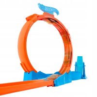 Hot Wheels – Dráha s tromi slučkami