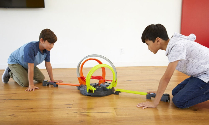 Hot Wheels - Rotujúca dráha