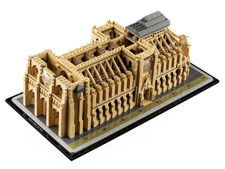 21061 Lego Architecture – Notre-Dame v Paríži