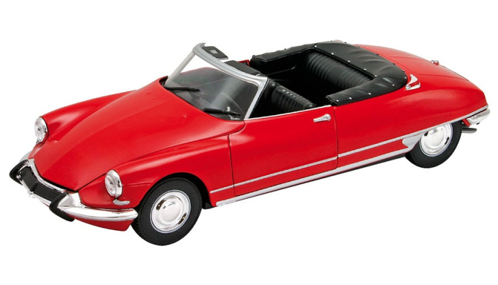 Autíčko 1:34 Citroen DS
