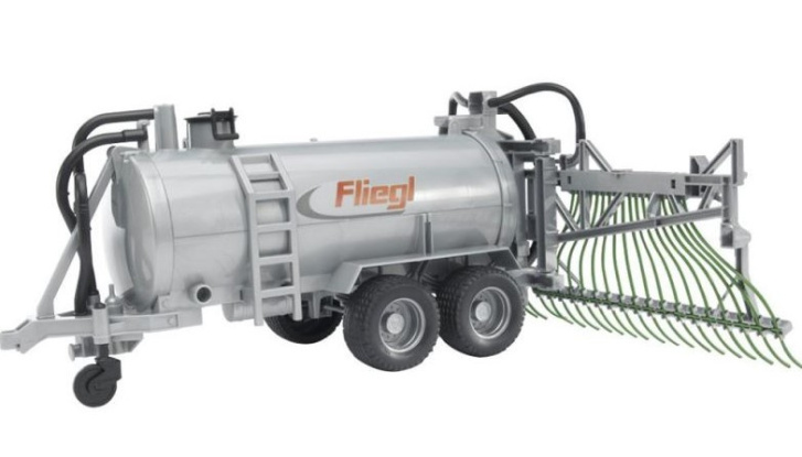 Bruder – Príves cisterna Fliegl