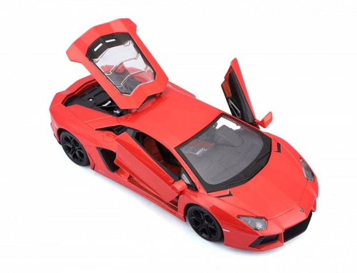 Lamborghini Aventador LP 700-4