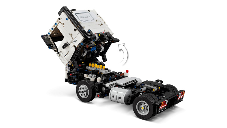 42175 Lego Technic – Nákladné auto Volvo FMX a elektrický bager EC230