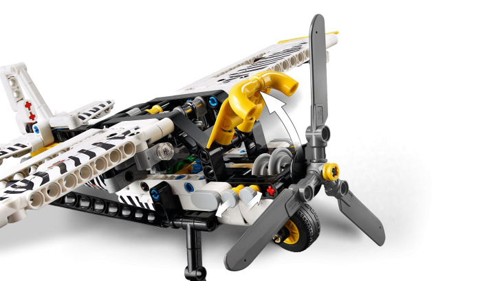 42198 Lego Technic – Lietadlo do vzdialených oblastí