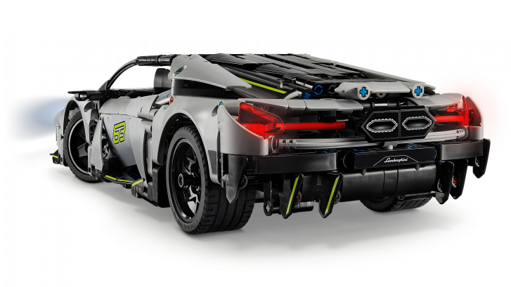 42214 Lego Technic – Lamborghini Revuelto