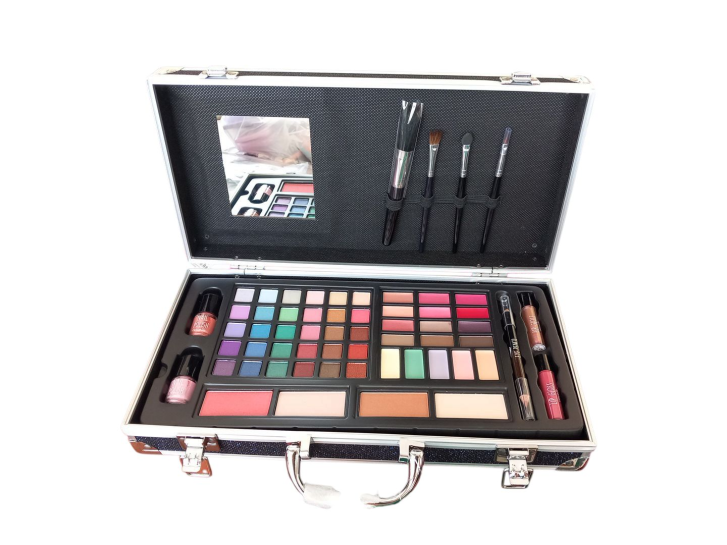 Make-up - Kufrík