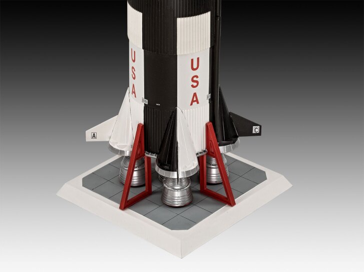 Revell – Apollo 11: Saturn V