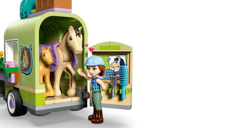 42695 Lego Friends – Príves s koňom a žriebätkom
