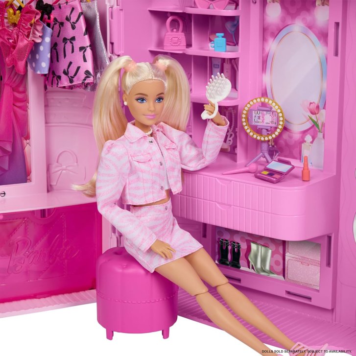 Barbie – Deluxe šatník