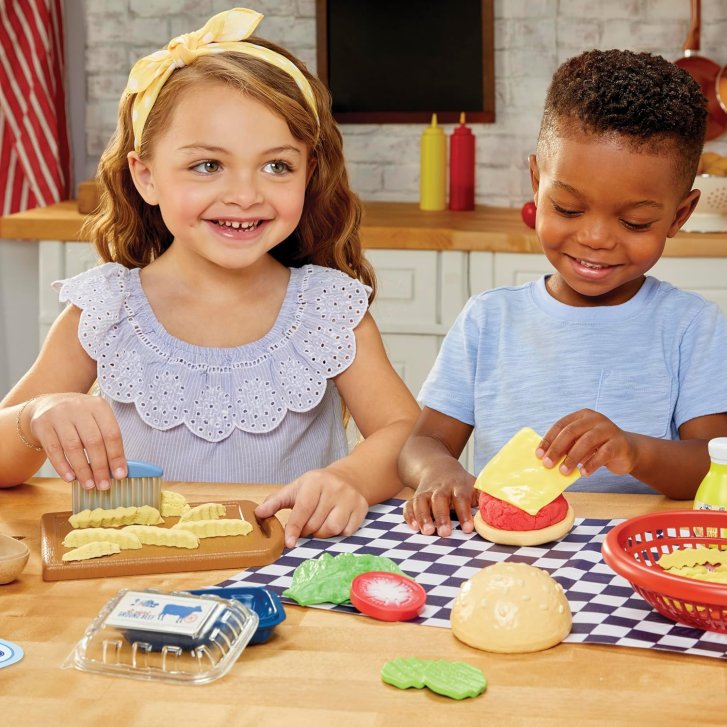 Little Tikes – Výroba hamburgeru a hranoliek